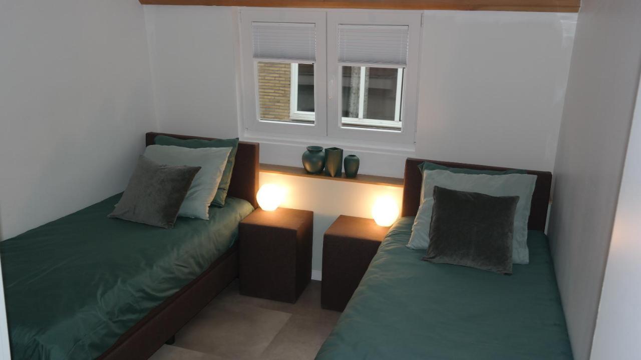 The Rooftop - A Trendy New Apartment With Airconditioning, Large Terrace & Free Parking オステンド エクステリア 写真