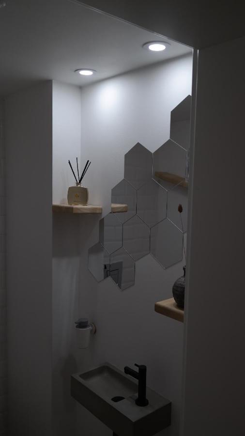 The Rooftop - A Trendy New Apartment With Airconditioning, Large Terrace & Free Parking オステンド エクステリア 写真
