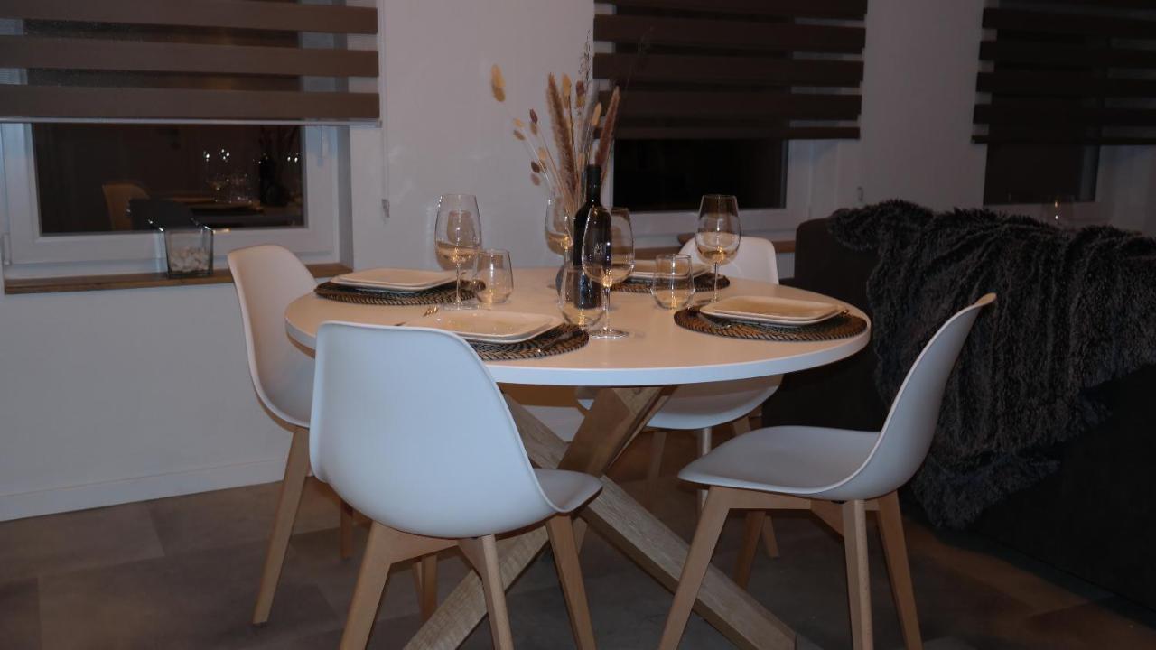 The Rooftop - A Trendy New Apartment With Airconditioning, Large Terrace & Free Parking オステンド エクステリア 写真